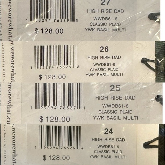 *NWT* WeWoreWhat REVOLVE High Rise Dad
Jeans Plaid Basil Multi - Picture 5 of 6